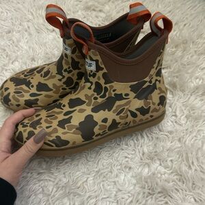 Xtratuf Boots